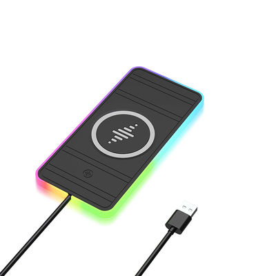 Pad di ricarica wireless per la macchina con tablet portatile in silicone per Apple Phone e Watch