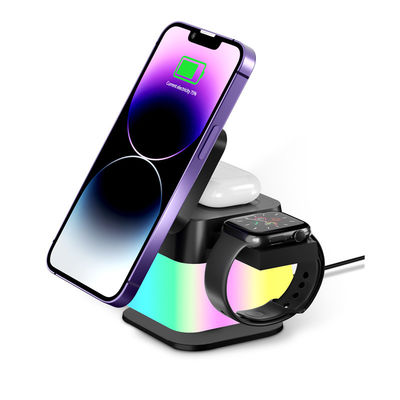 Buon prezzo Stazione di ricarica wireless rotativa 4 in 1 con luce RGB in linea