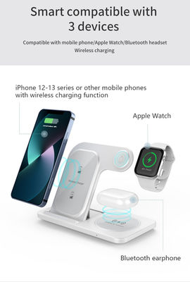 Buon prezzo Caricabatterie veloce wireless 3 in 1 Apple/Samsung 15W/10W Stand Charger Supporto Apple Watch QiI Charging Protocol Standard Charger in linea